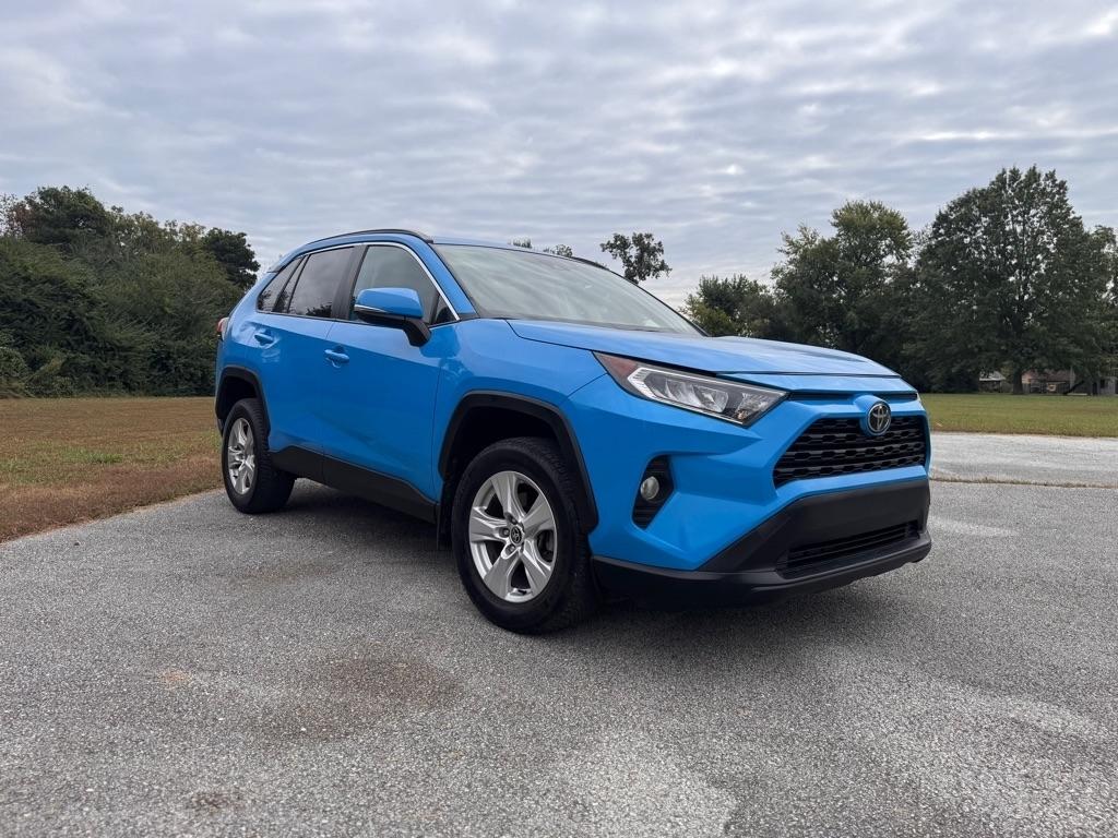 Toyota RAV4 XLE 2021