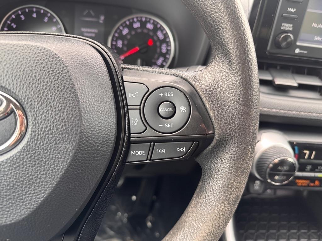 Toyota RAV4 XLE 2021