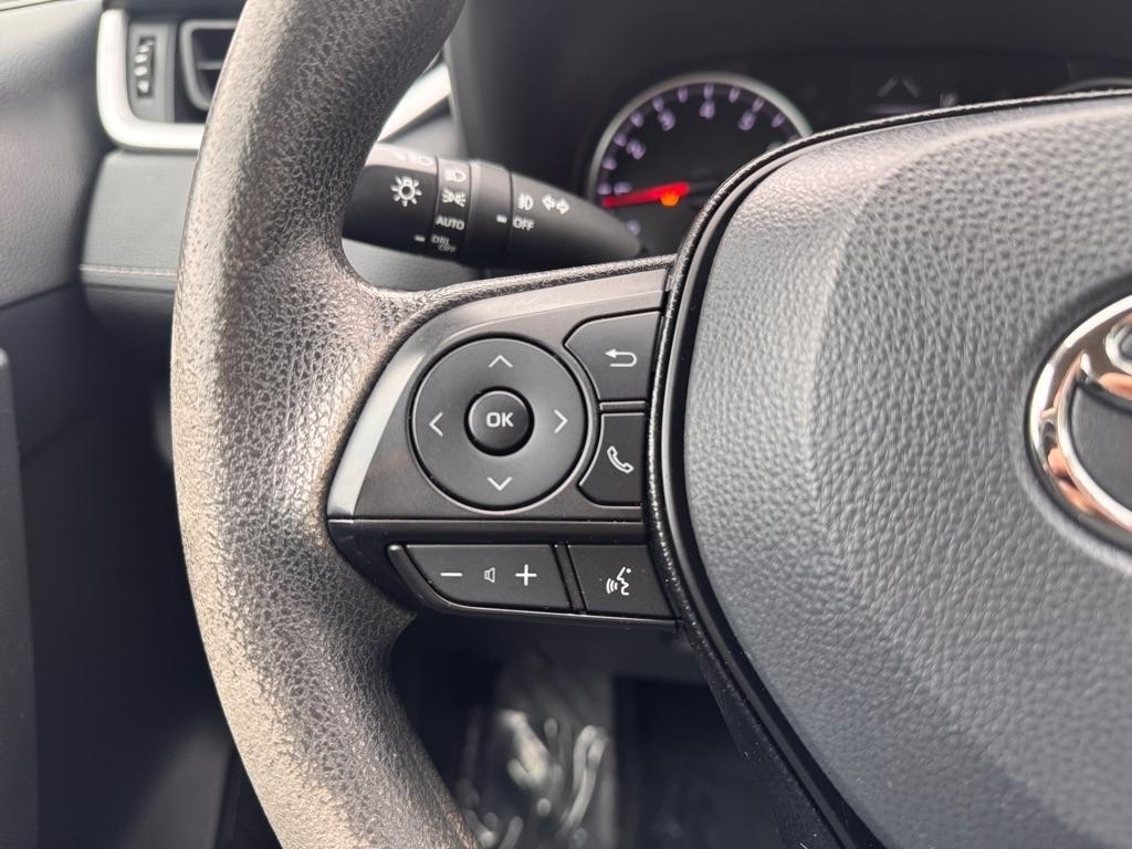 Toyota RAV4 XLE 2021