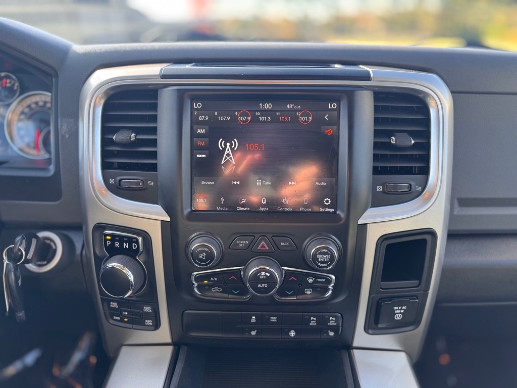 RAM 1500 SLT Crew Cab SWB 4WD 2018