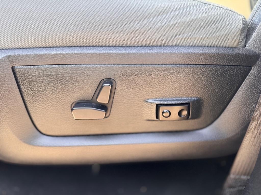 RAM 1500 SLT Crew Cab SWB 4WD 2018