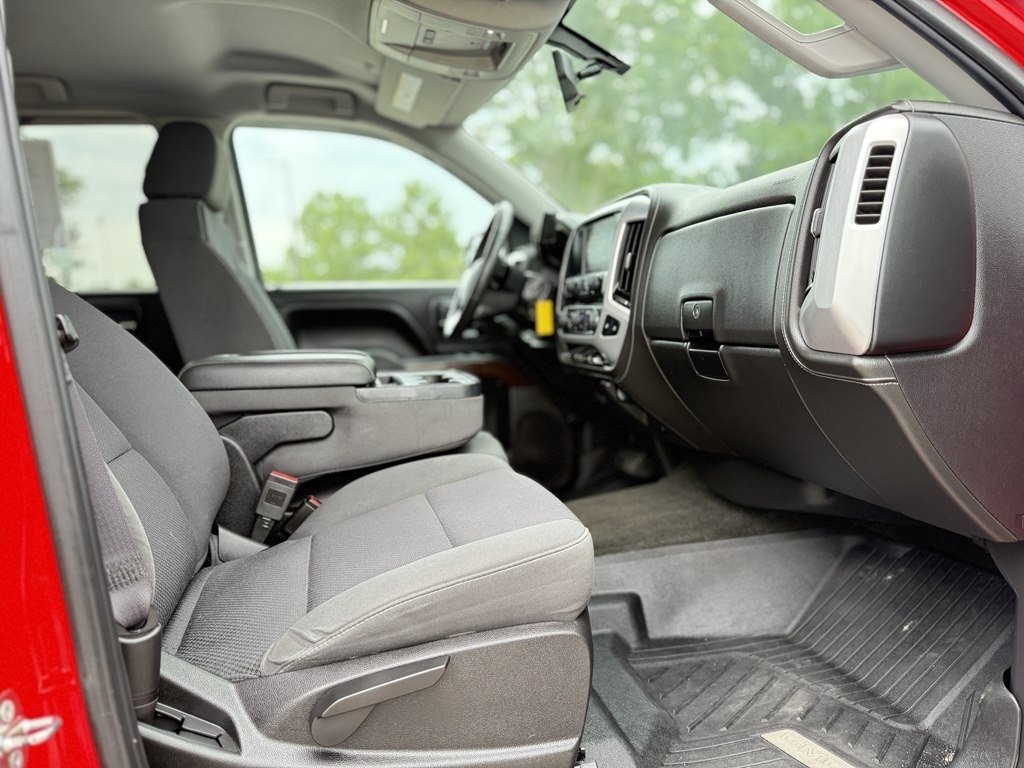 GMC Sierra 1500 SLE Crew Cab Long Box 4WD 2017