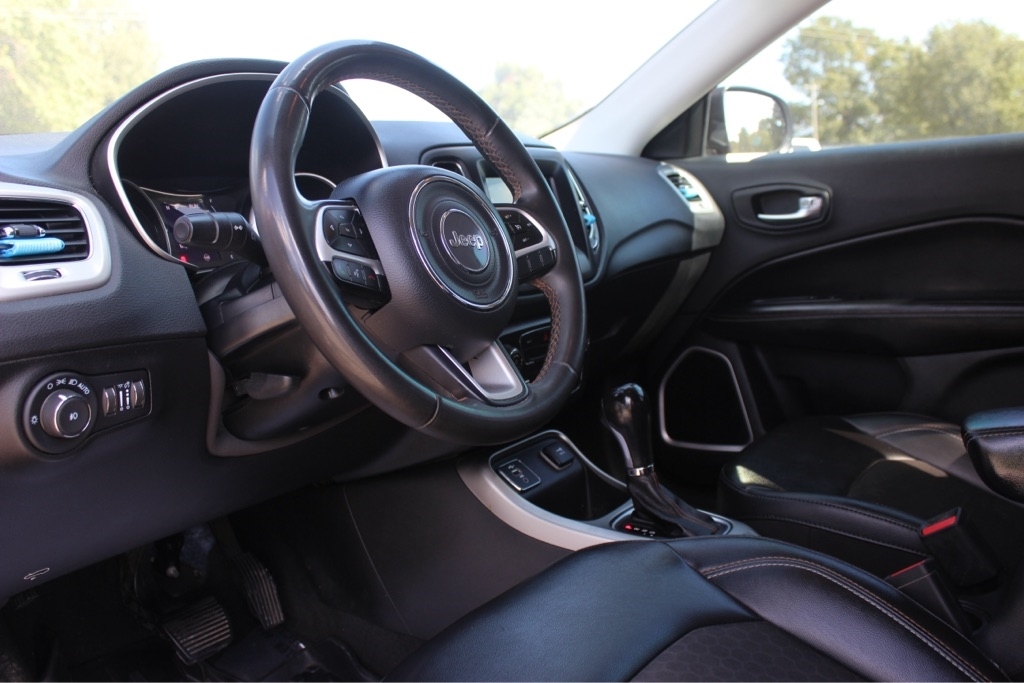 Jeep Compass Latitude FWD 2021