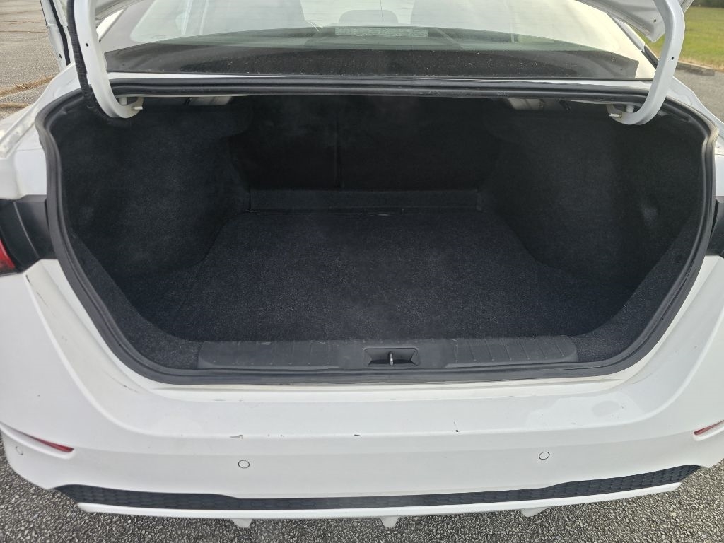 Nissan Sentra SV 2022