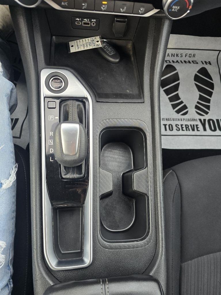 Nissan Sentra SV 2022