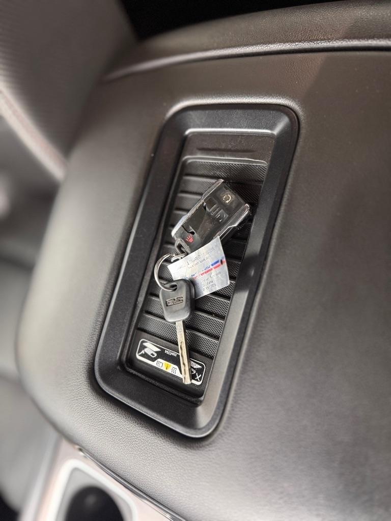 GMC Sierra 1500 SLT Crew Cab Long Box 4WD 2017