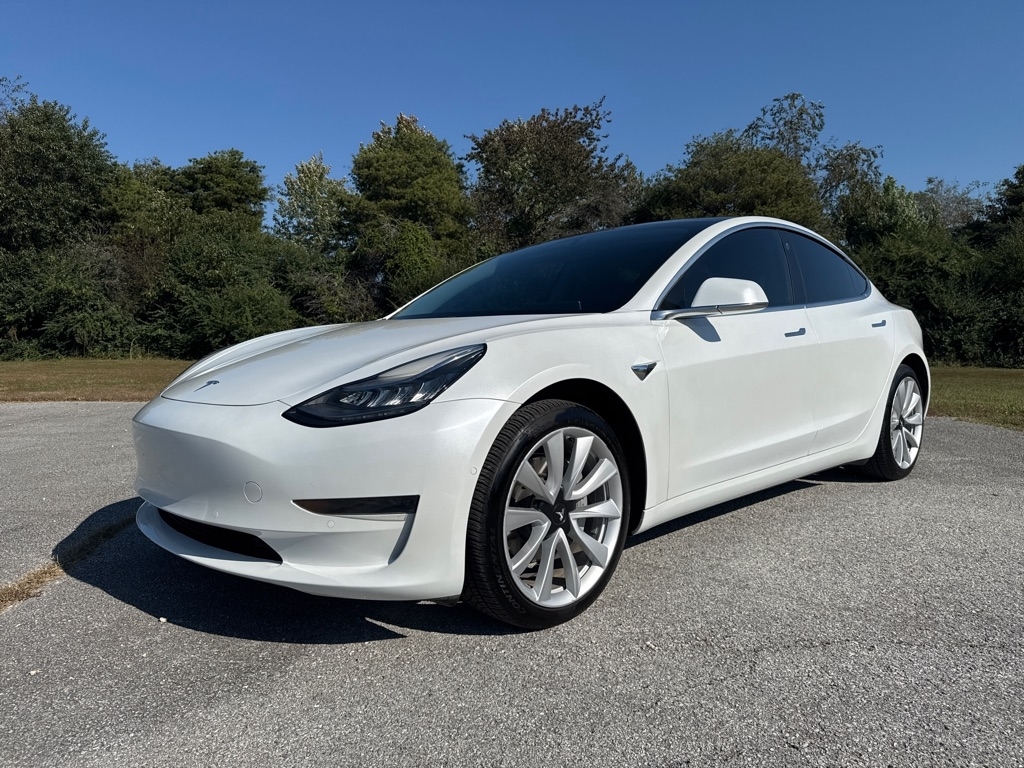 Tesla Model 3 Standard Range Plus 2020
