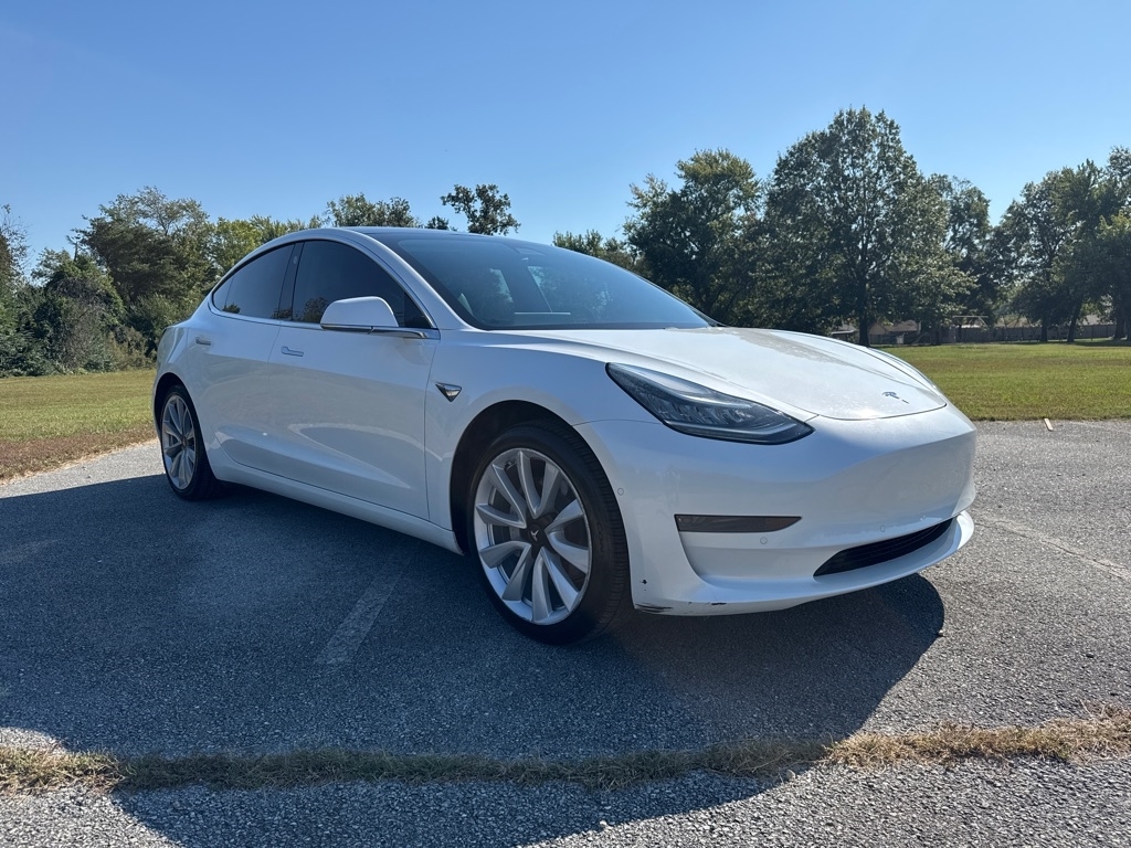 Tesla Model 3 Standard Range Plus 2020