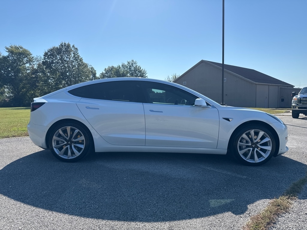 Tesla Model 3 Standard Range Plus 2020
