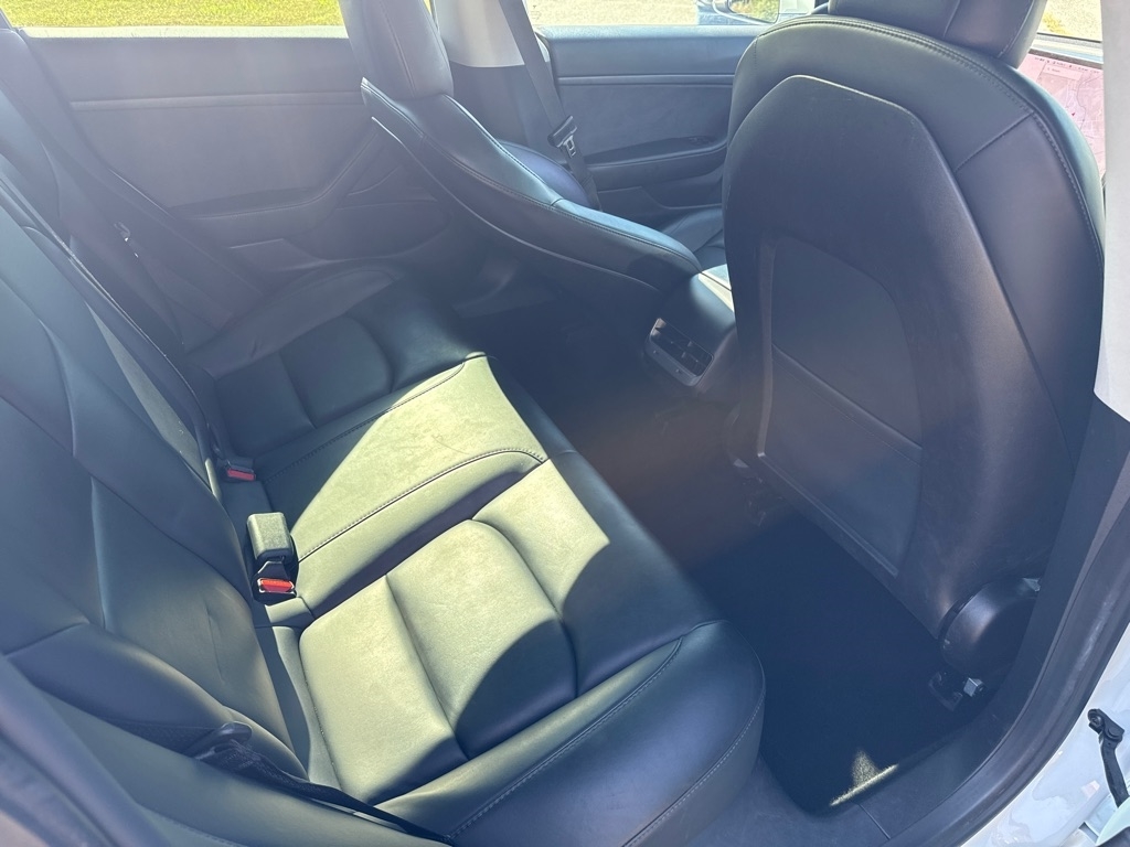 Tesla Model 3 Standard Range Plus 2020