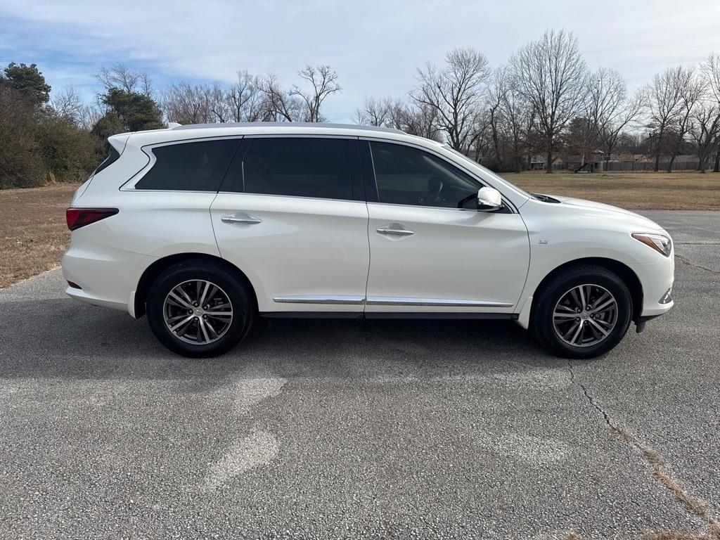 Infiniti QX60 Base FWD 2018