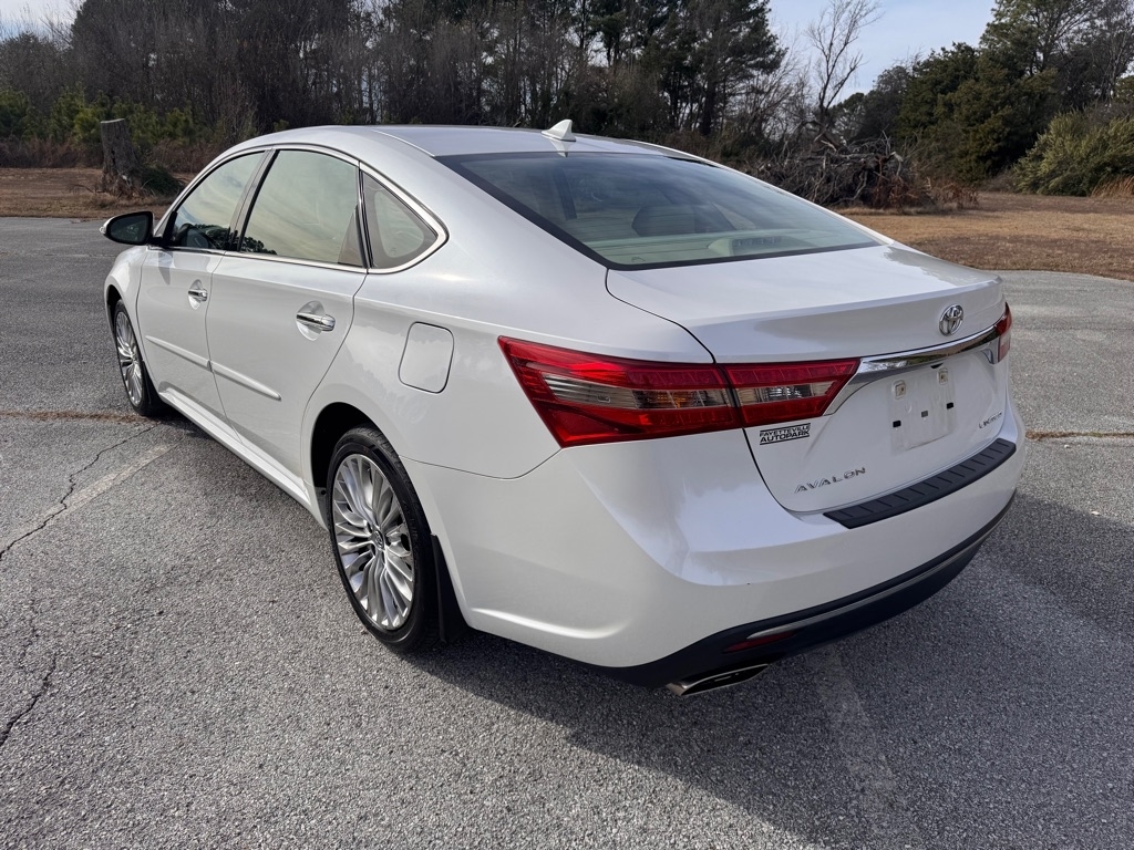 Toyota Avalon XLE 2017