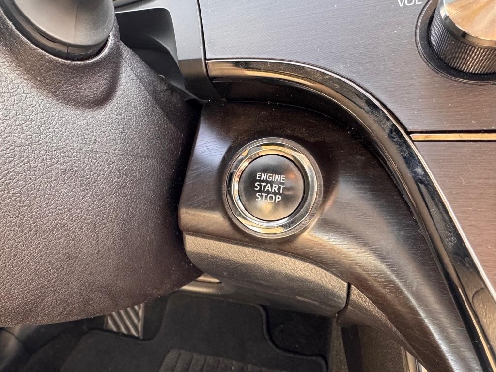 Toyota Avalon XLE 2017