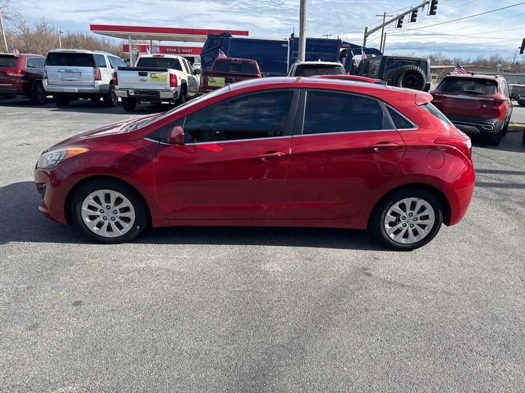 Hyundai Elantra GT A/T 2016