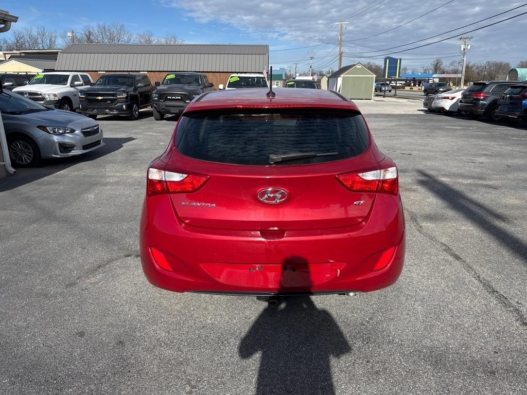 Hyundai Elantra GT A/T 2016