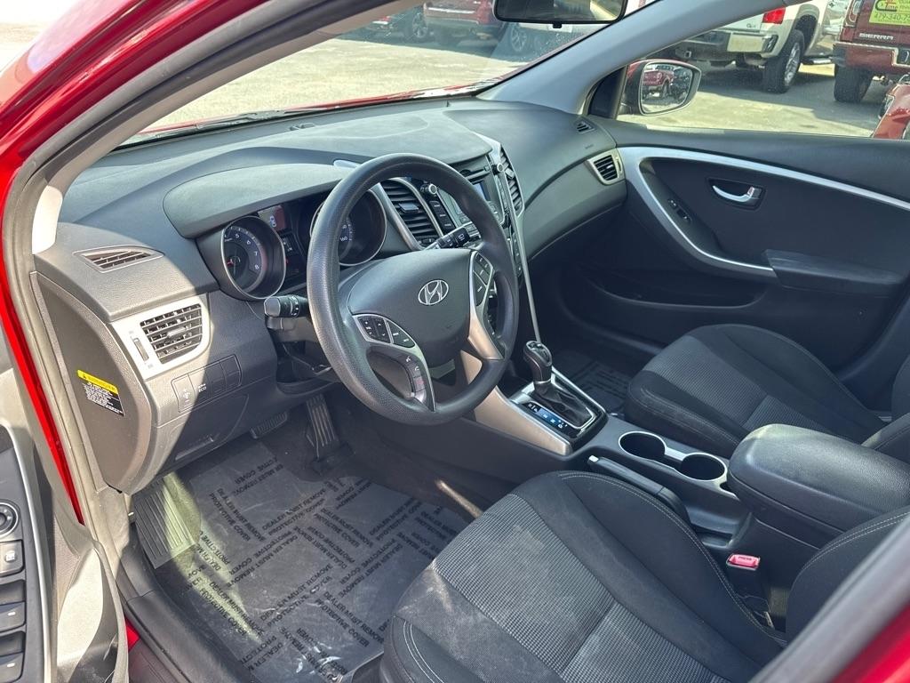 Hyundai Elantra GT A/T 2016