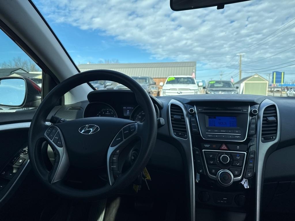 Hyundai Elantra GT A/T 2016