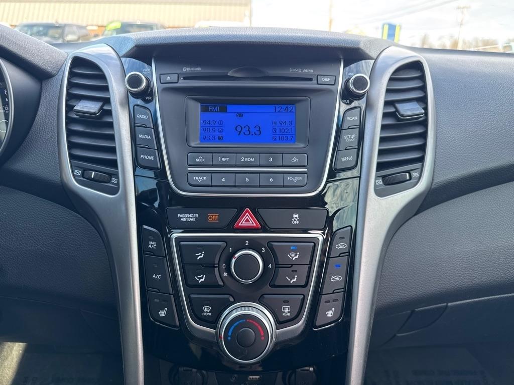 Hyundai Elantra GT A/T 2016