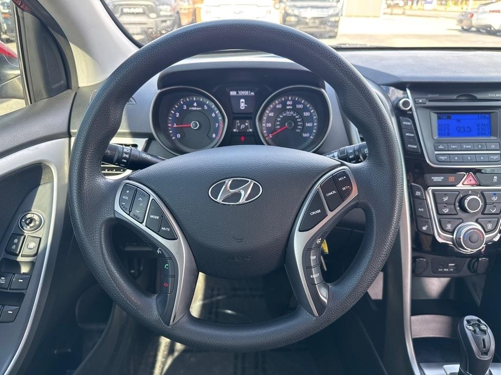 Hyundai Elantra GT A/T 2016