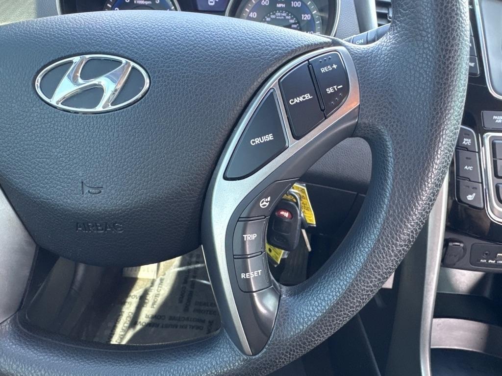 Hyundai Elantra GT A/T 2016