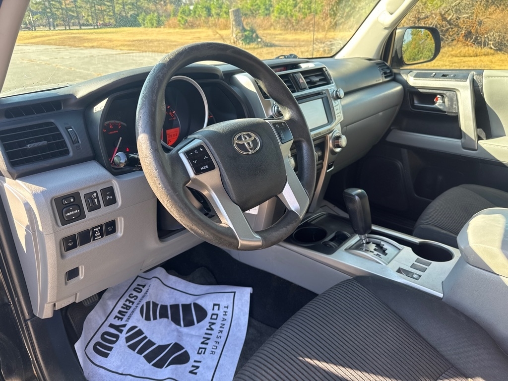 Toyota 4Runner SR5 2WD 2013