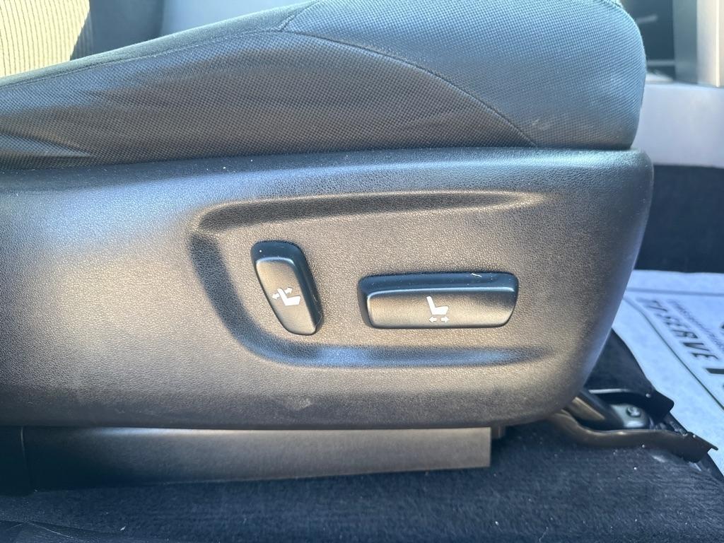 Toyota 4Runner SR5 2WD 2013