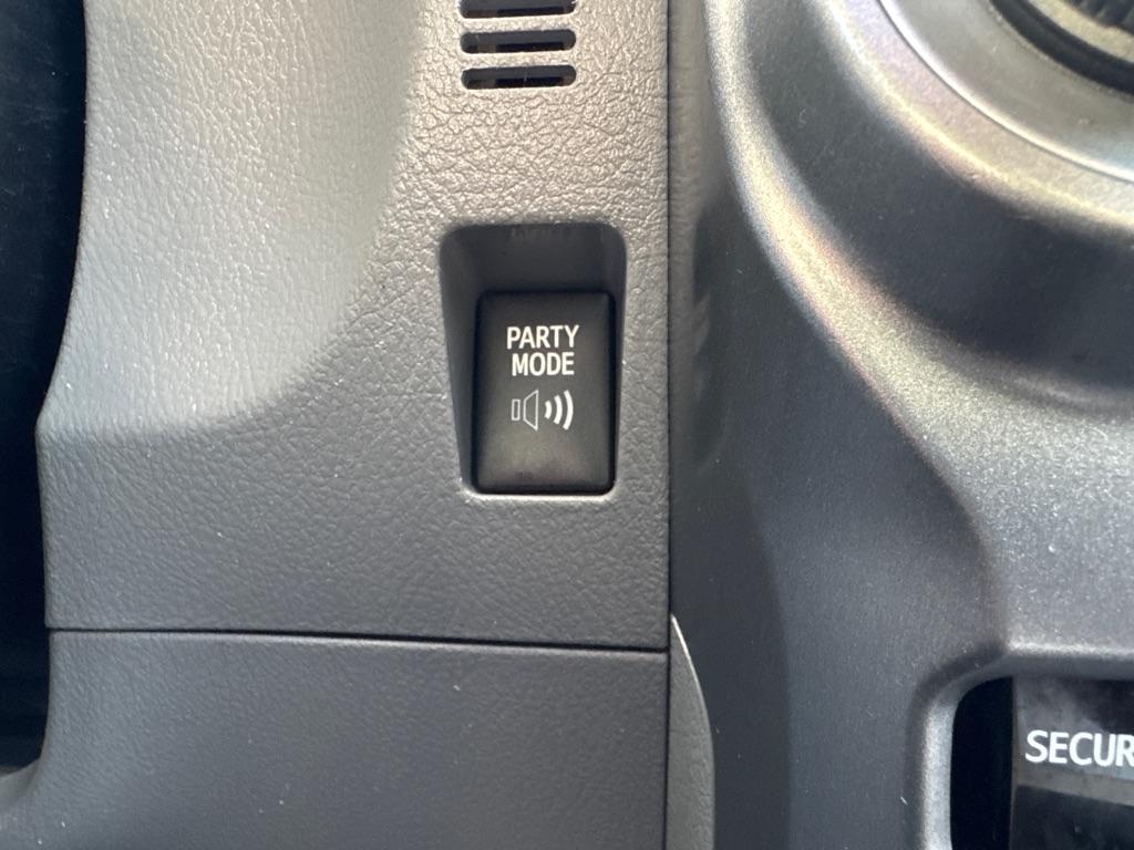 Toyota 4Runner SR5 2WD 2013