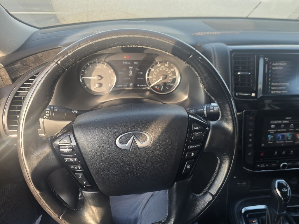 Infiniti QX80 LUXE 4WD 2021