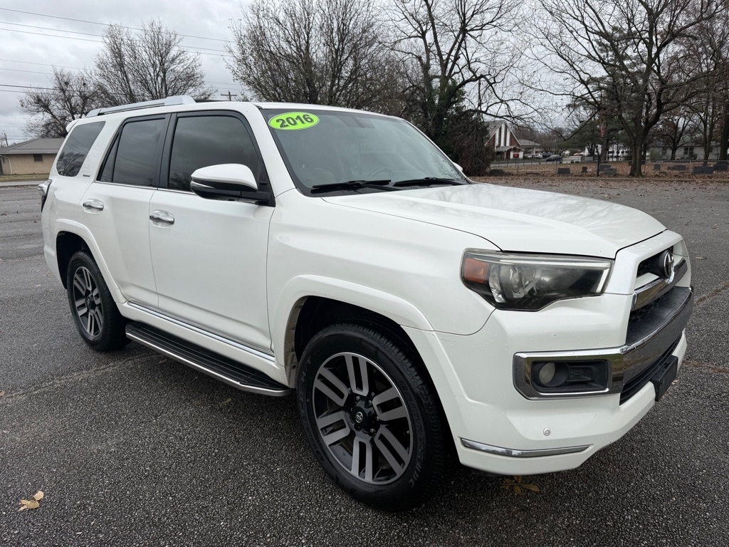 Toyota 4Runner SR5 2WD 2016