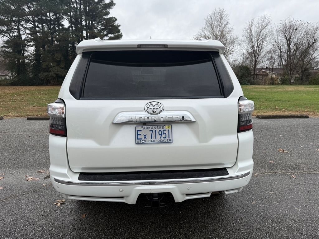 Toyota 4Runner SR5 2WD 2016