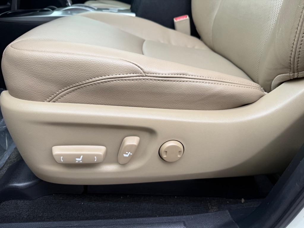 Toyota 4Runner SR5 2WD 2016