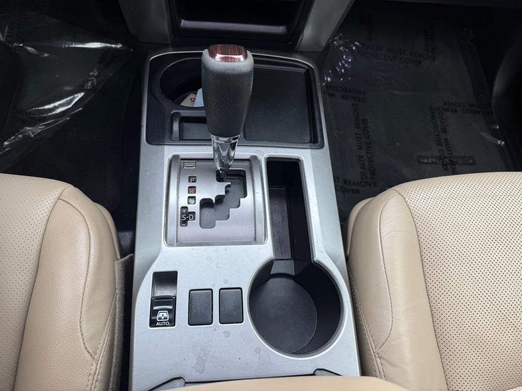 Toyota 4Runner SR5 2WD 2016