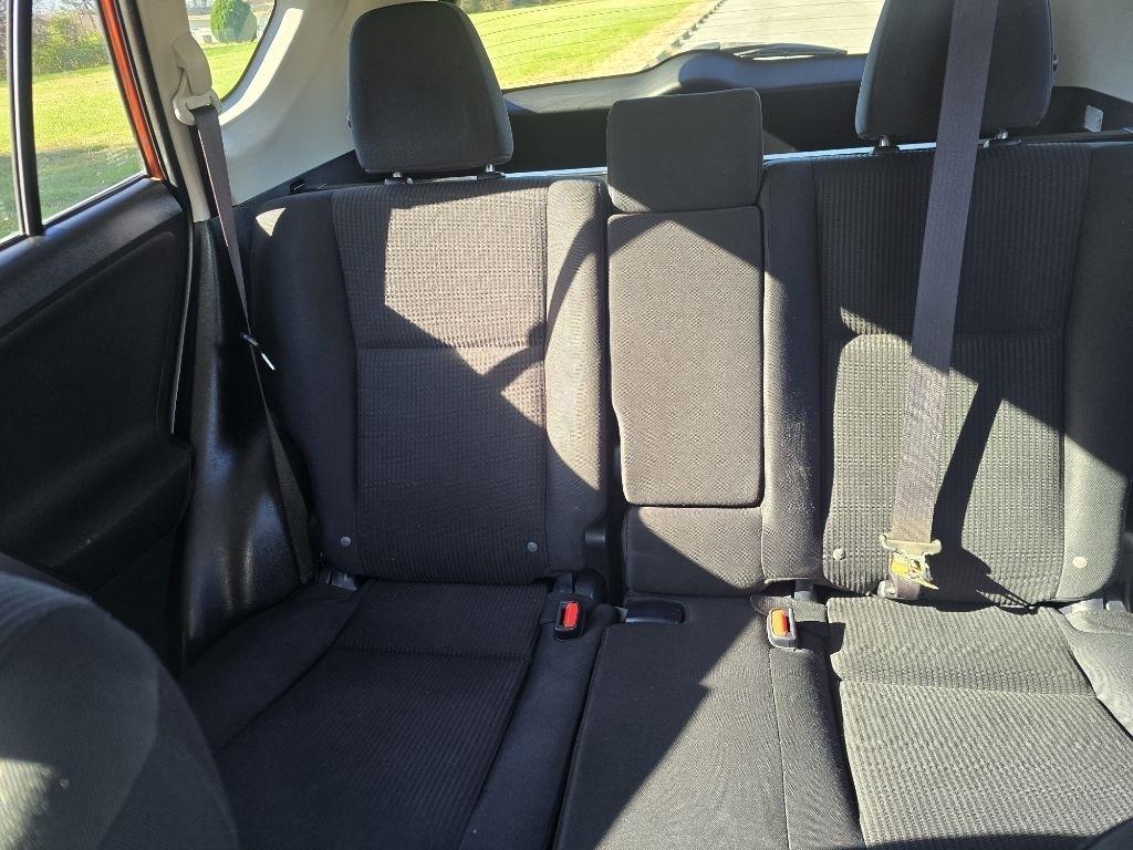 Toyota RAV4 LE AWD 2016