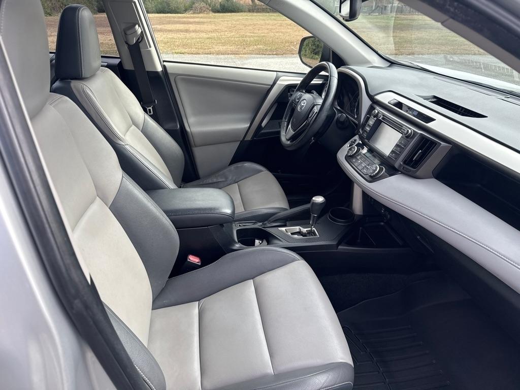 Toyota RAV4 Limited AWD 2013