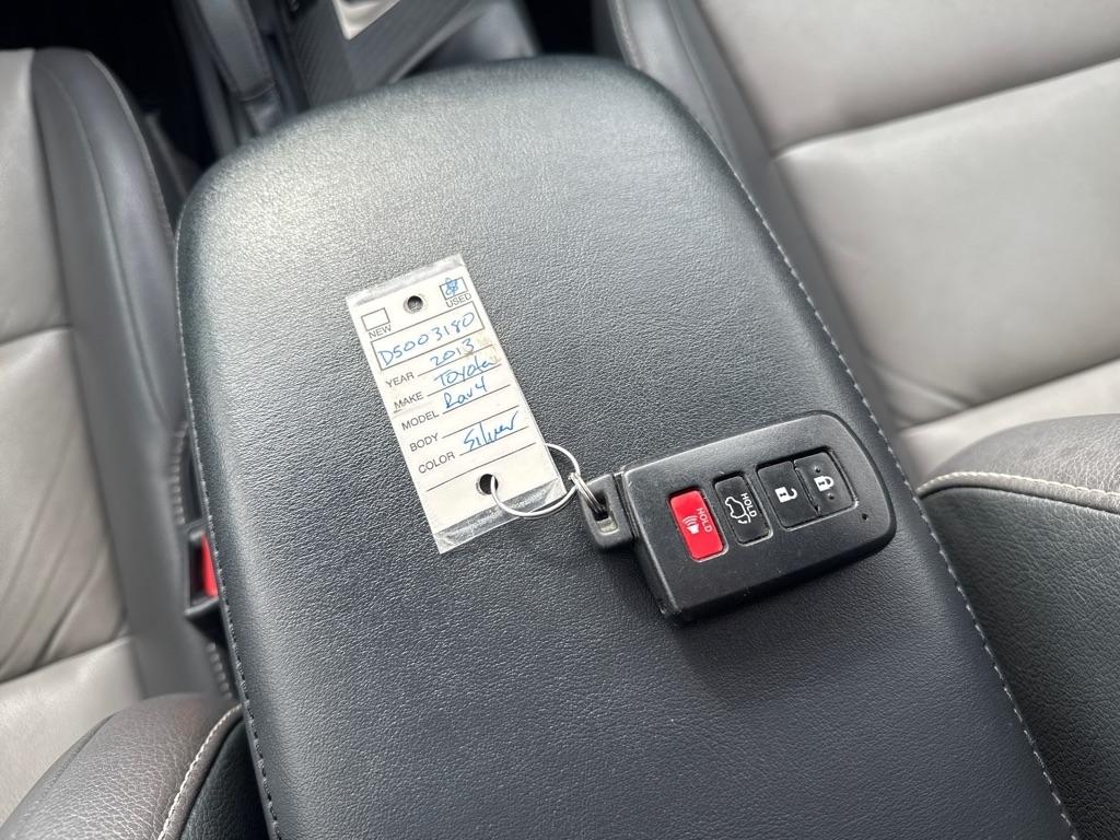 Toyota RAV4 Limited AWD 2013