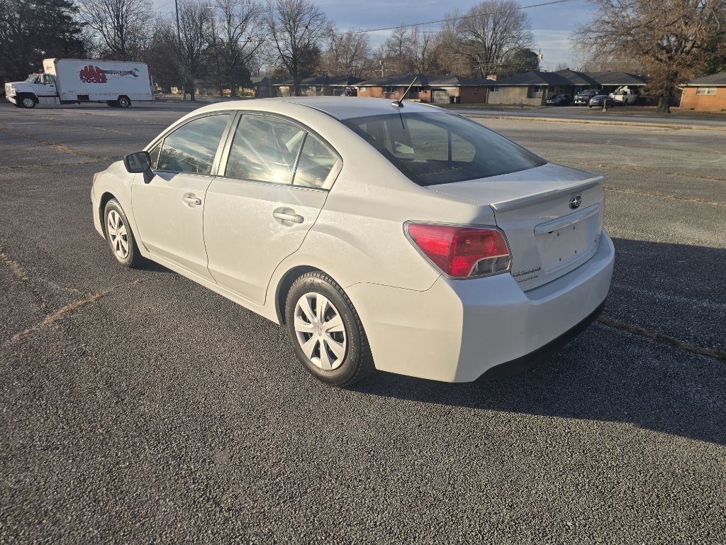 Subaru Impreza Sedan 2.0i PZEV CVT 4-Door 2015