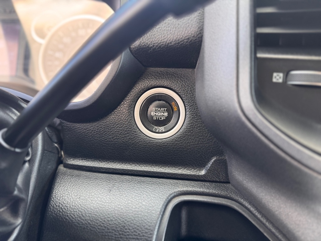 RAM 2500 Tradesman Crew Cab LWB 4WD 2020