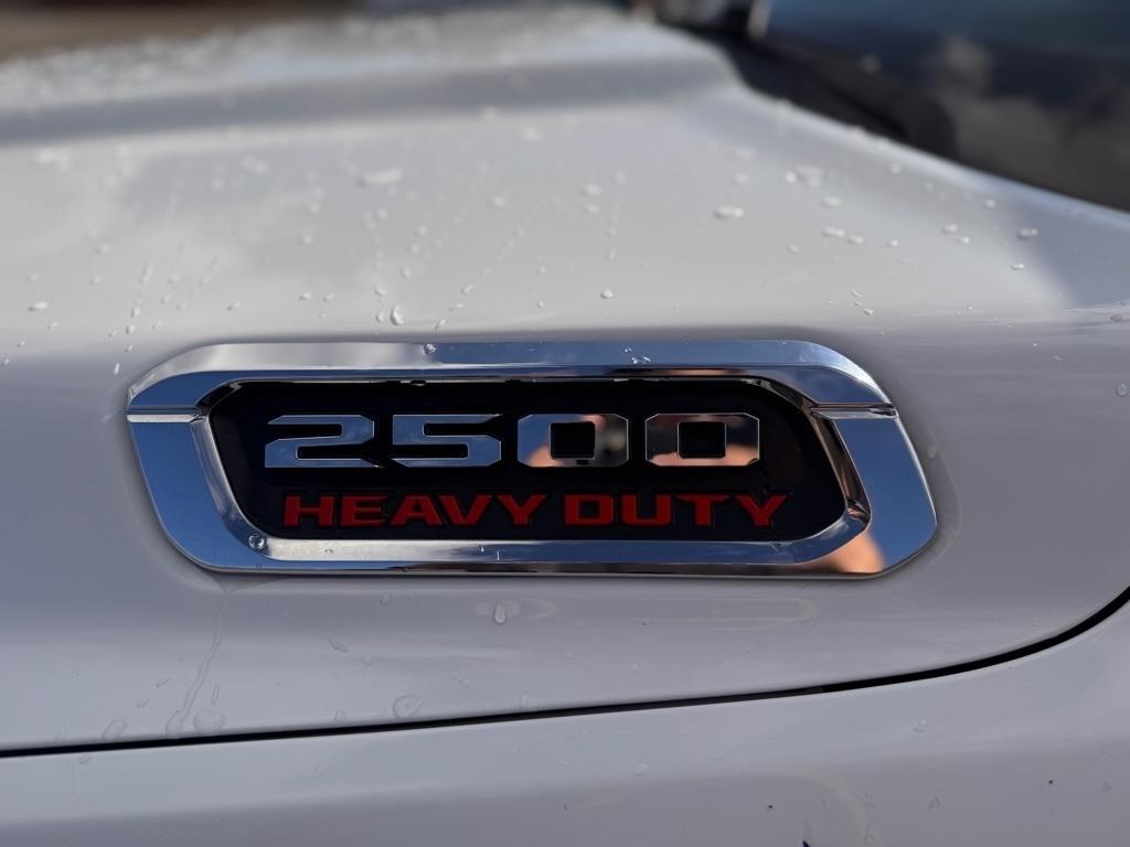 RAM 2500 Tradesman Crew Cab LWB 4WD 2020