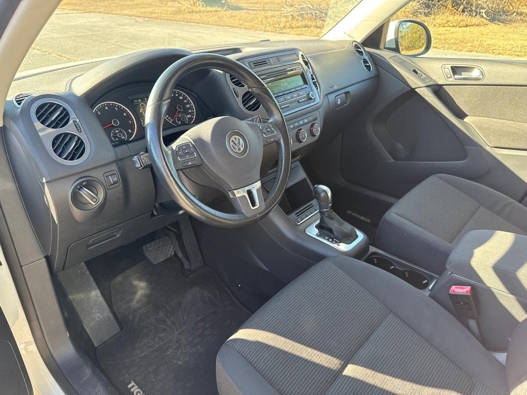 Volkswagen Tiguan S 2013