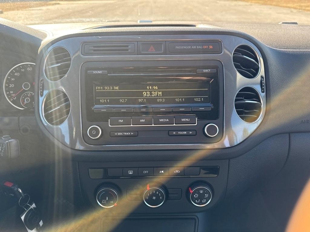 Volkswagen Tiguan S 2013