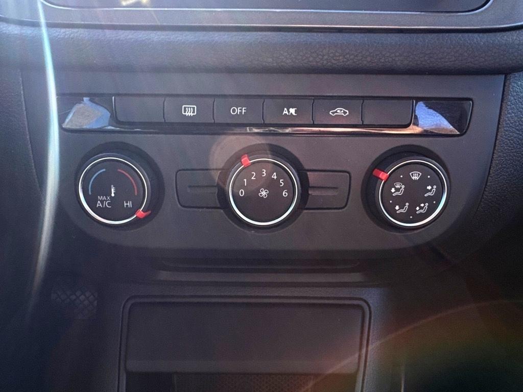 Volkswagen Tiguan S 2013