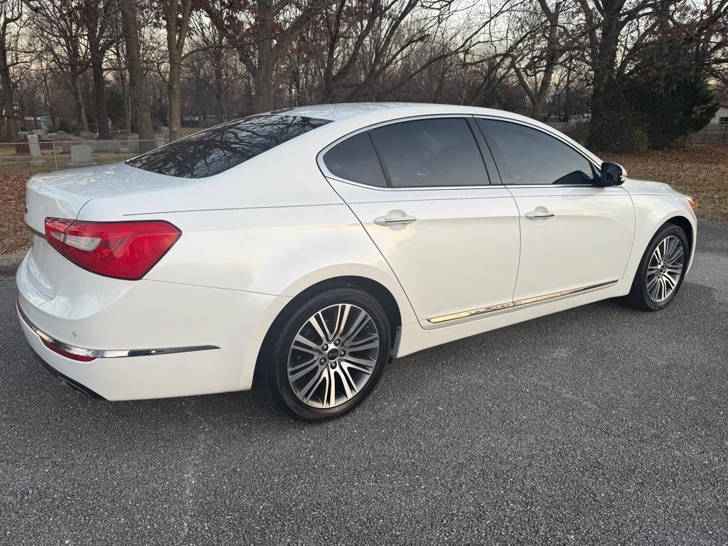 Kia Cadenza Premium 2015