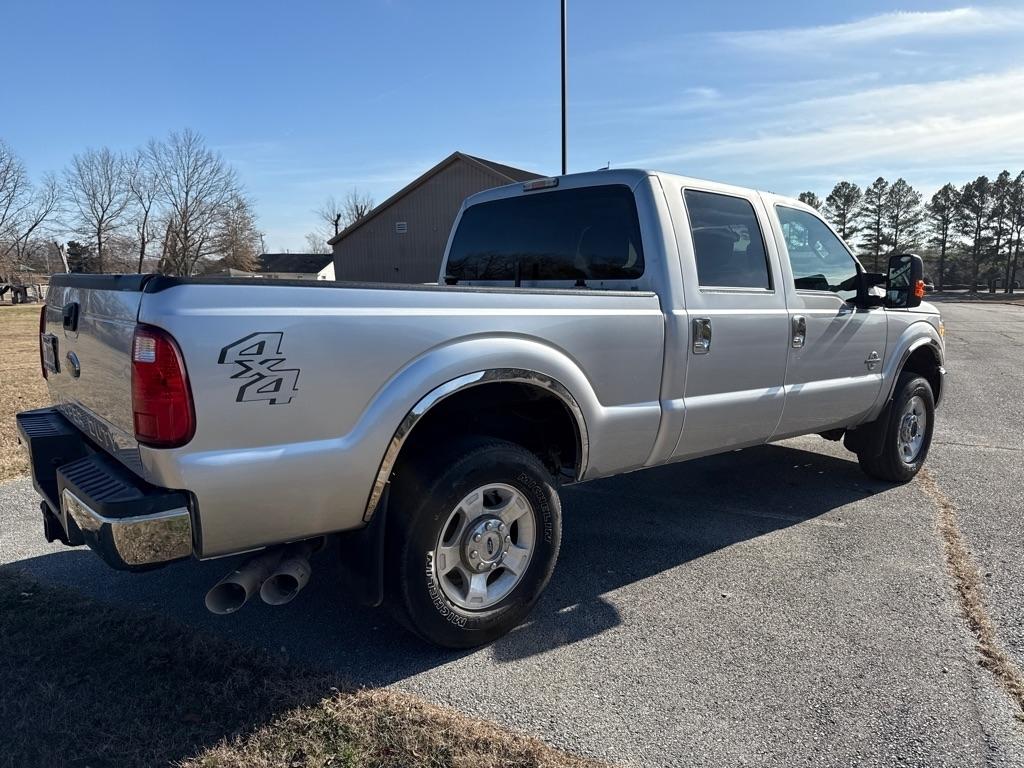 Ford Super Duty F-250 SRW Lariat Crew Cab 4WD 2016