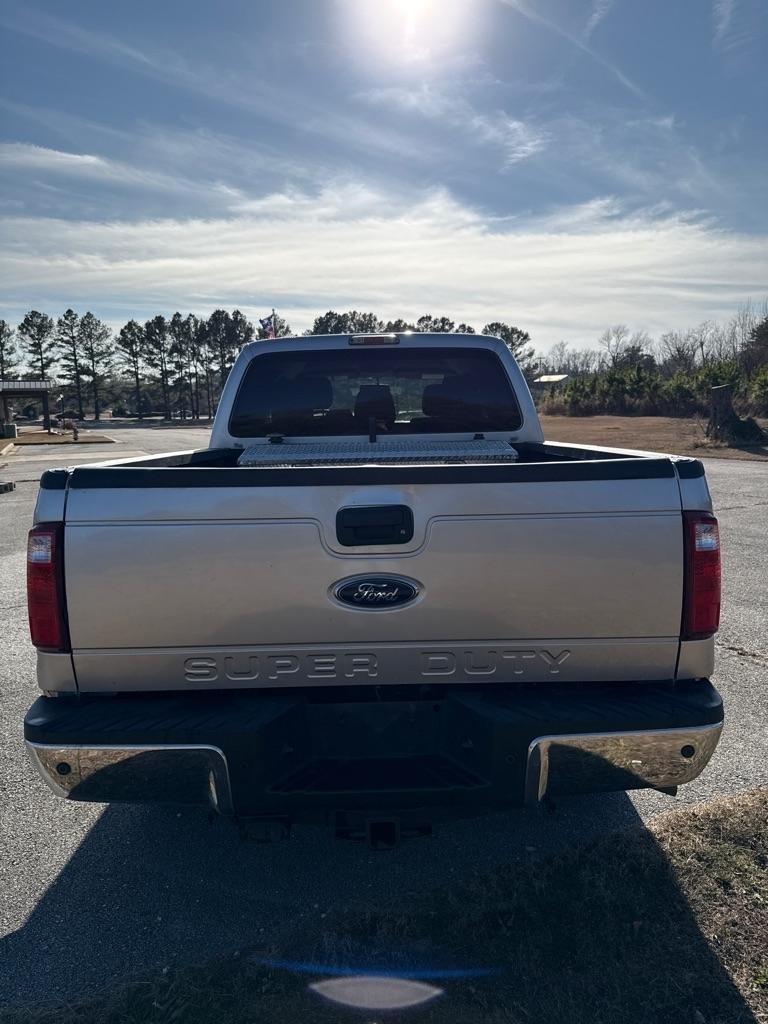 Ford Super Duty F-250 SRW Lariat Crew Cab 4WD 2016