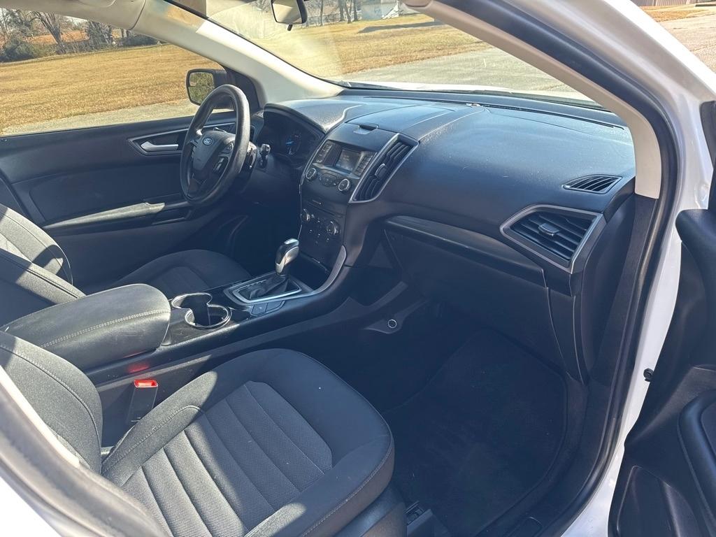 Ford Edge SE FWD 2017