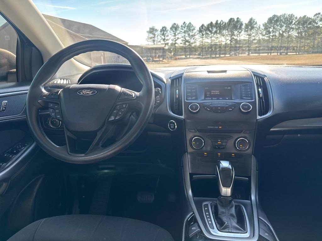 Ford Edge SE FWD 2017