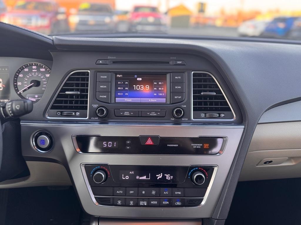 Hyundai Sonata Hybrid Base 2016