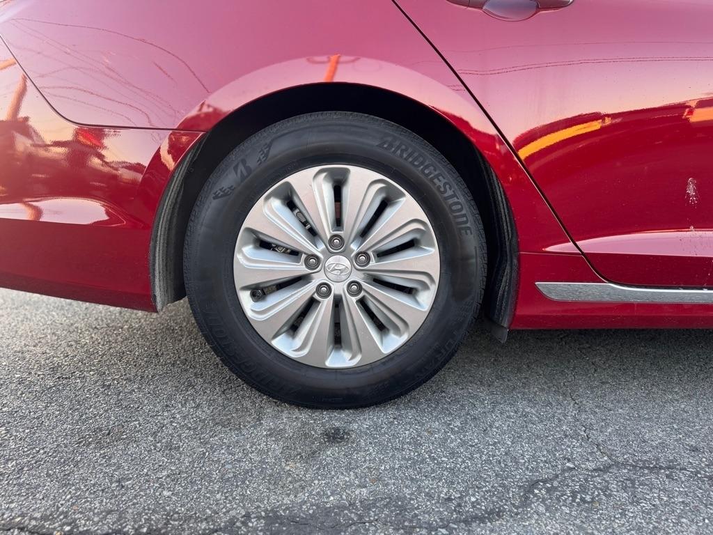 Hyundai Sonata Hybrid Base 2016