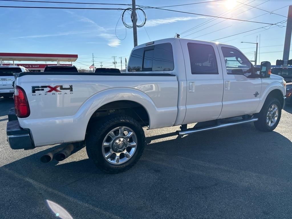 Ford Super Duty F-250 SRW XL Crew Cab 4WD 2011
