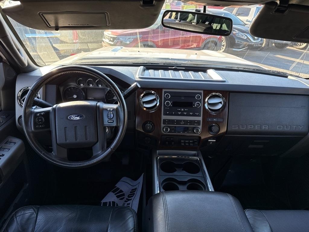 Ford Super Duty F-250 SRW XL Crew Cab 4WD 2011
